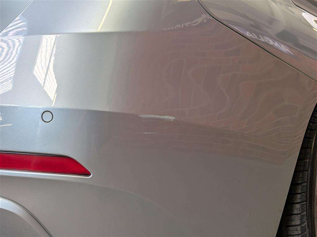 <p>2014 BMW 316I SE</p>