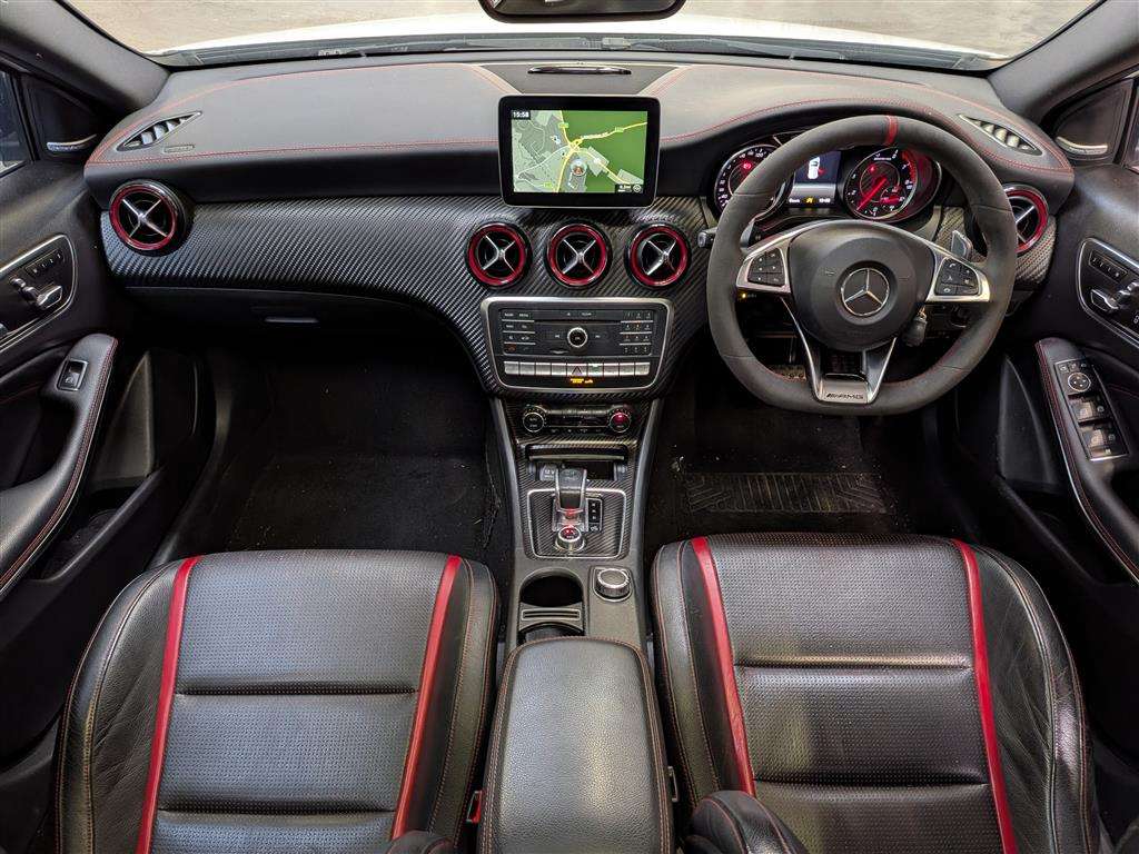 <p>2017 MERCEDES-BENZ A45 AMG 4MATIC AUTO</p>