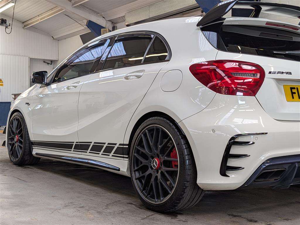 <p>2017 MERCEDES-BENZ A45 AMG 4MATIC AUTO</p>