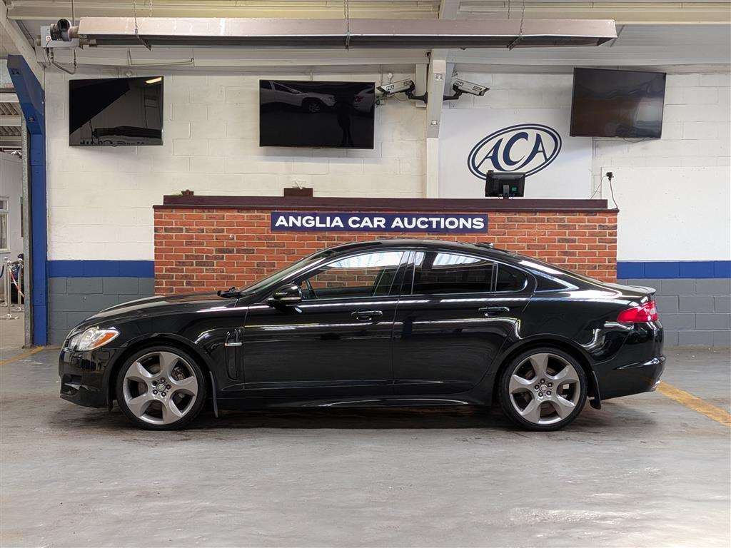 <p>2010 JAGUAR XF S PREMIUM LUXURY V6 AUTO</p>