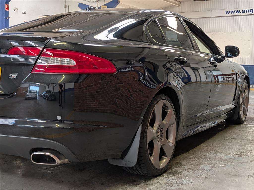 <p>2010 JAGUAR XF S PREMIUM LUXURY V6 AUTO</p>