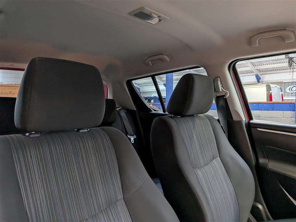 <p>2015 SUZUKI SWIFT SZ4</p>