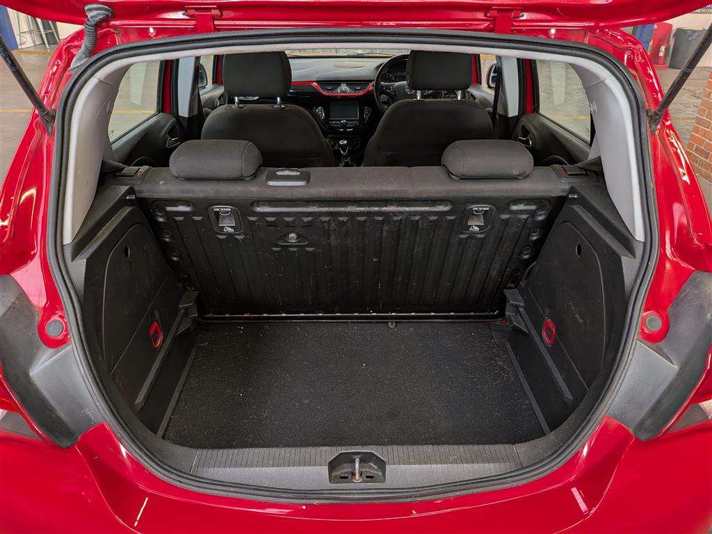 <p>2018 VAUXHALL CORSA SRI NAV TURBO</p>