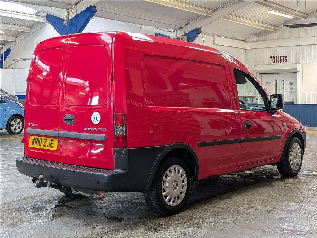 <p>2010 VAUXHALL COMBO 1700 CDTI</p>