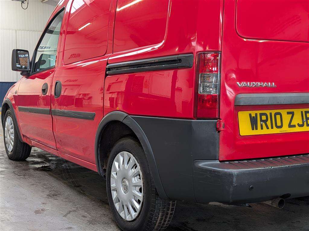 <p>2010 VAUXHALL COMBO 1700 CDTI</p>