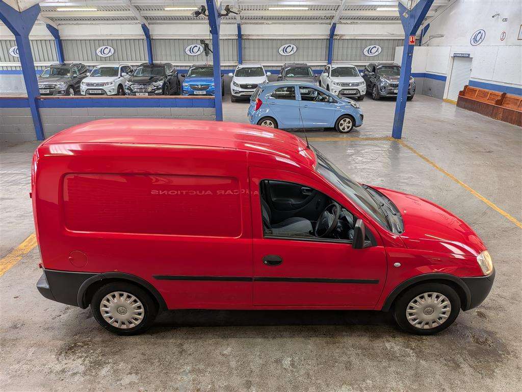 <p>2010 VAUXHALL COMBO 1700 CDTI</p>