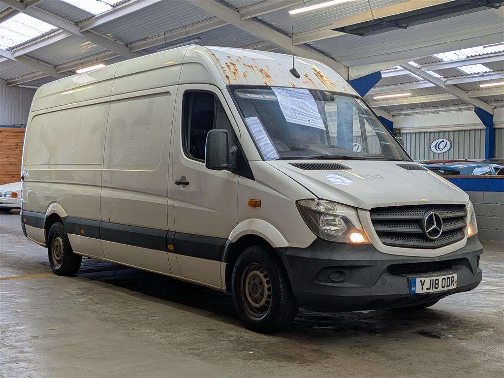 <p>2018 MERCEDES-BENZ SPRINTER 311CDI</p>