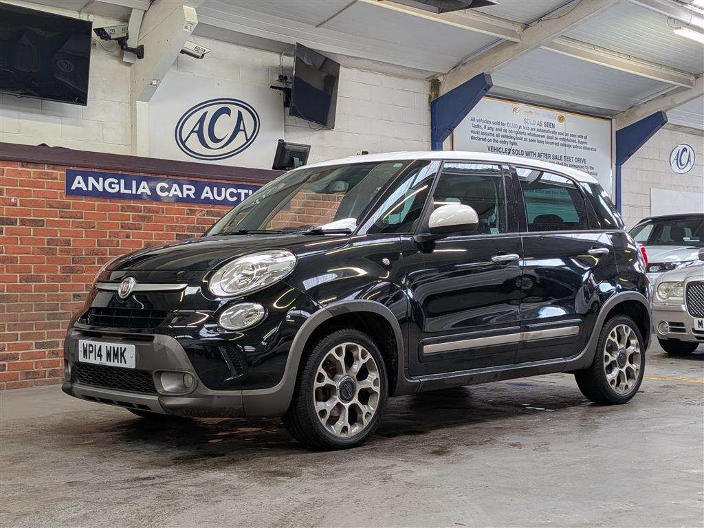 <p>2014 FIAT 500L TREKKING MULTIJET</p>