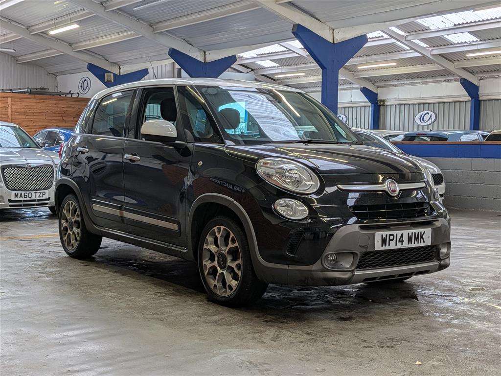 <p>2014 FIAT 500L TREKKING MULTIJET</p>