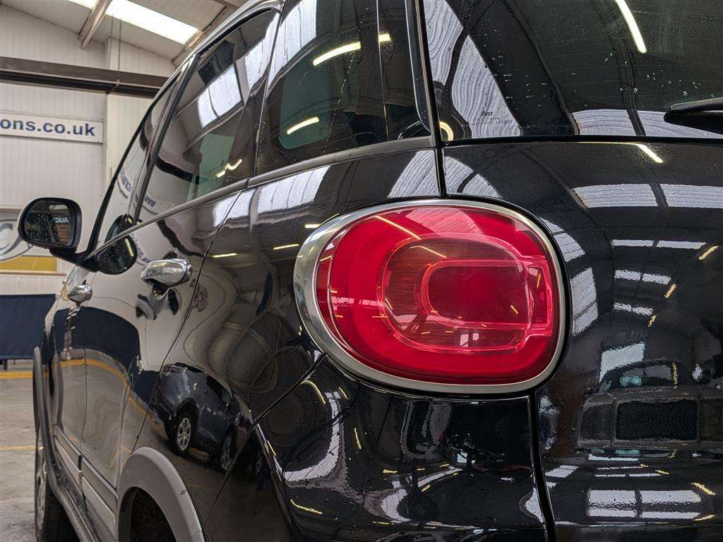 <p>2014 FIAT 500L TREKKING MULTIJET</p>