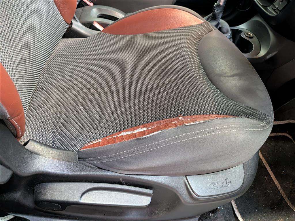 <p>2014 FIAT 500L TREKKING MULTIJET</p>