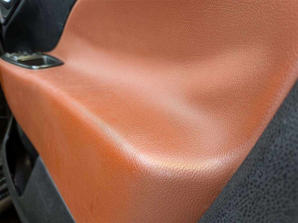 <p>2014 FIAT 500L TREKKING MULTIJET</p>