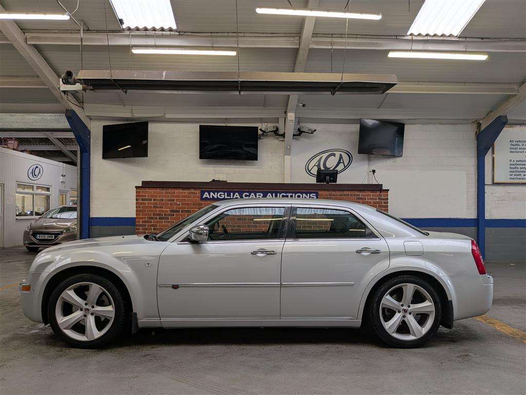 <p>2010 CHRYSLER 300C SR CRD AUTO</p>