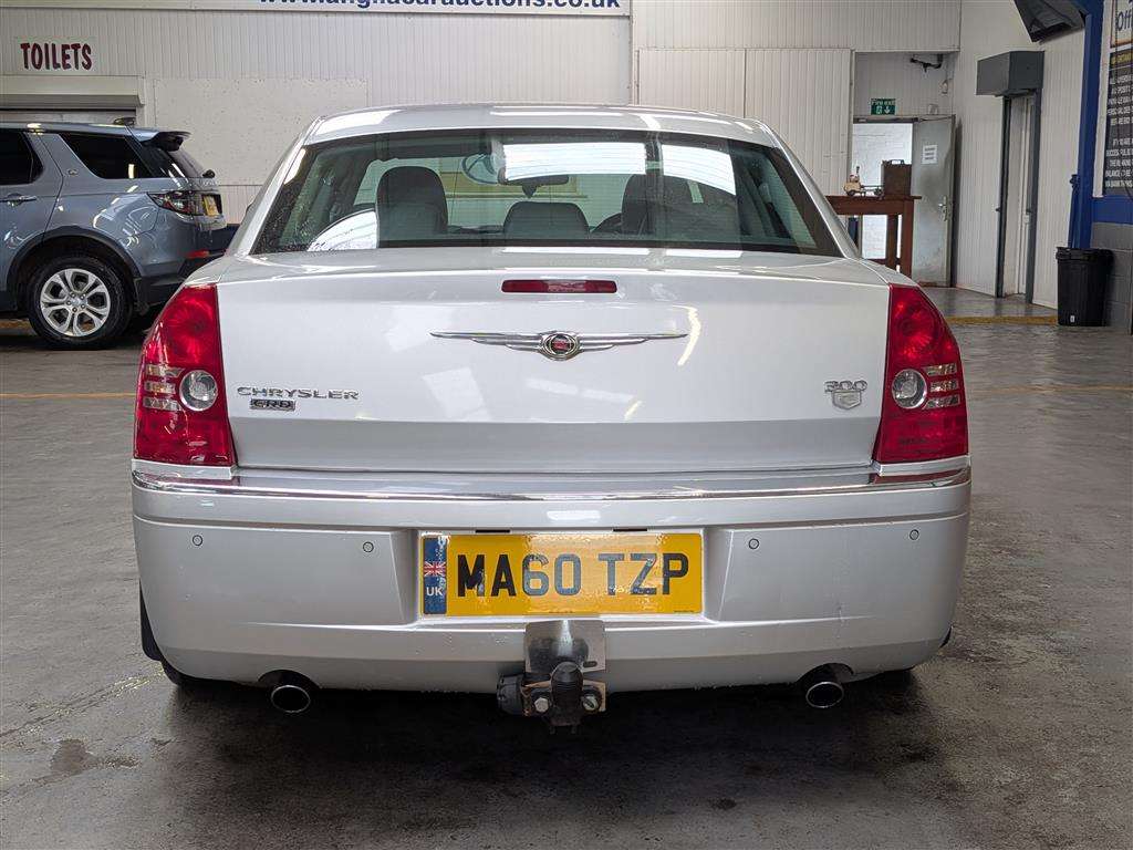 <p>2010 CHRYSLER 300C SR CRD AUTO</p>