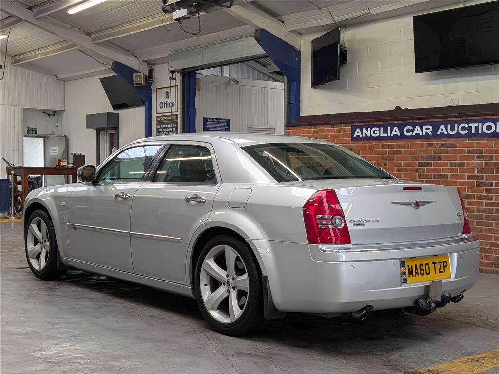<p>2010 CHRYSLER 300C SR CRD AUTO</p>