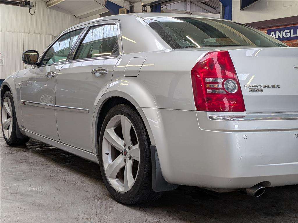 <p>2010 CHRYSLER 300C SR CRD AUTO</p>