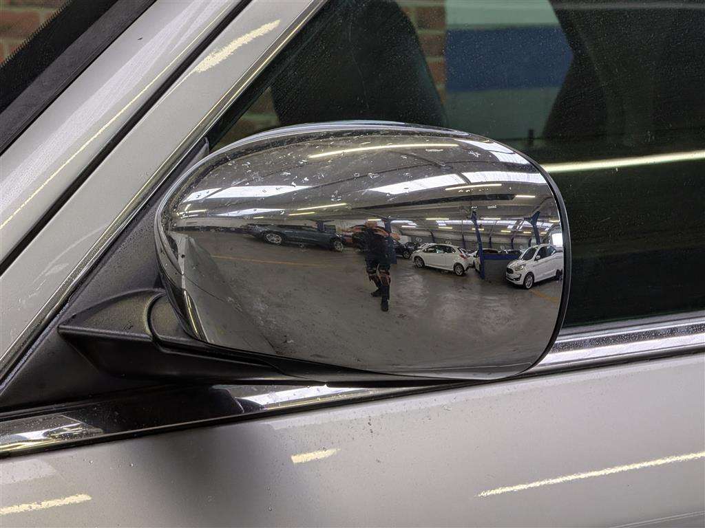 <p>2010 CHRYSLER 300C SR CRD AUTO</p>