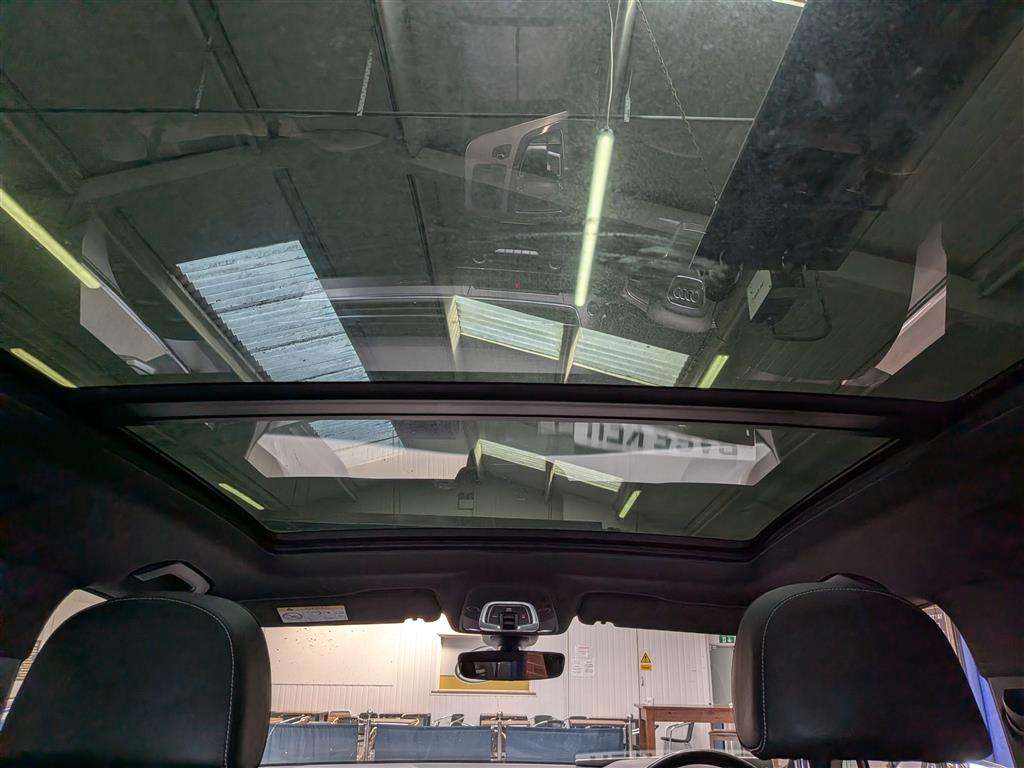 <p>2016 AUDI Q7 S LINE TDI QUATTRO AUT</p>