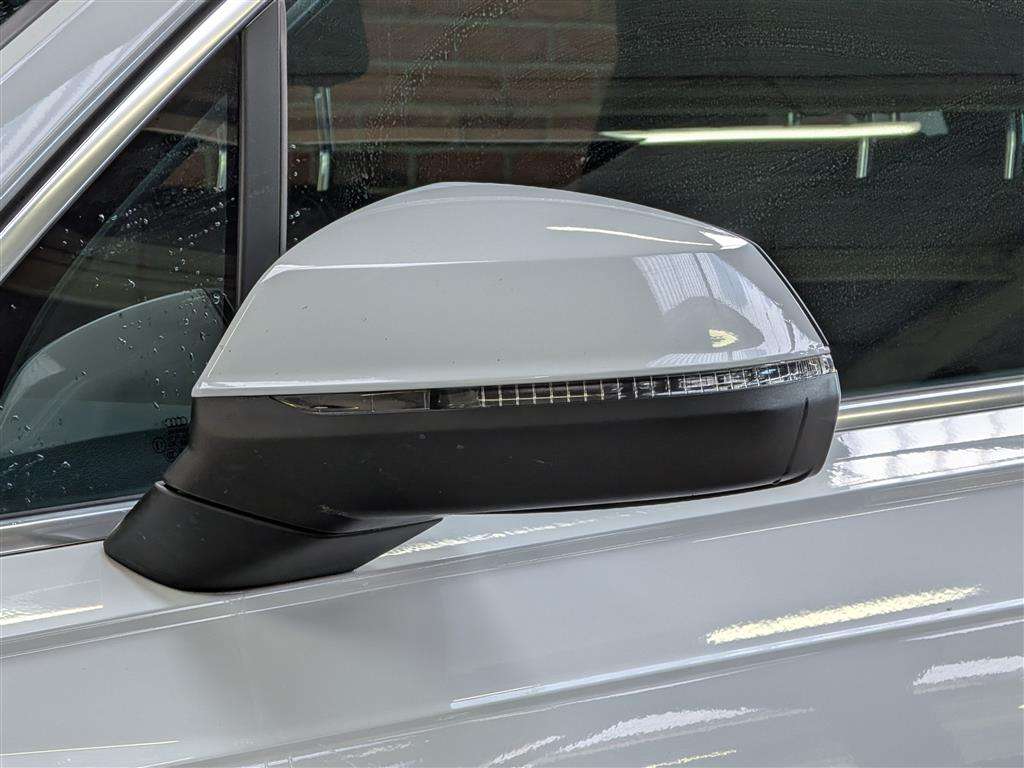 <p>2016 AUDI Q7 S LINE TDI QUATTRO AUT</p>