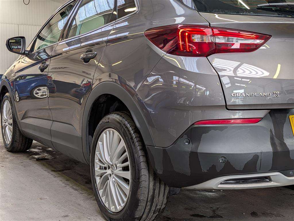 <p>2019 VAUXHALL GRANDLAND X TECH LINE NAV</p>