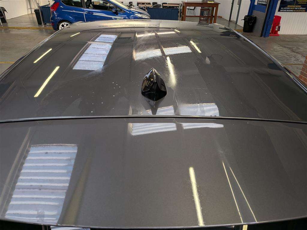<p>2019 VAUXHALL GRANDLAND X TECH LINE NAV</p>