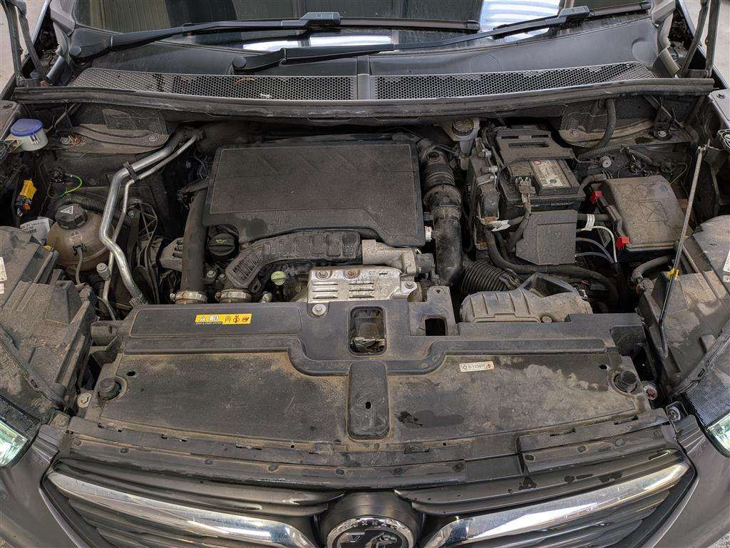 <p>2019 VAUXHALL GRANDLAND X TECH LINE NAV</p>