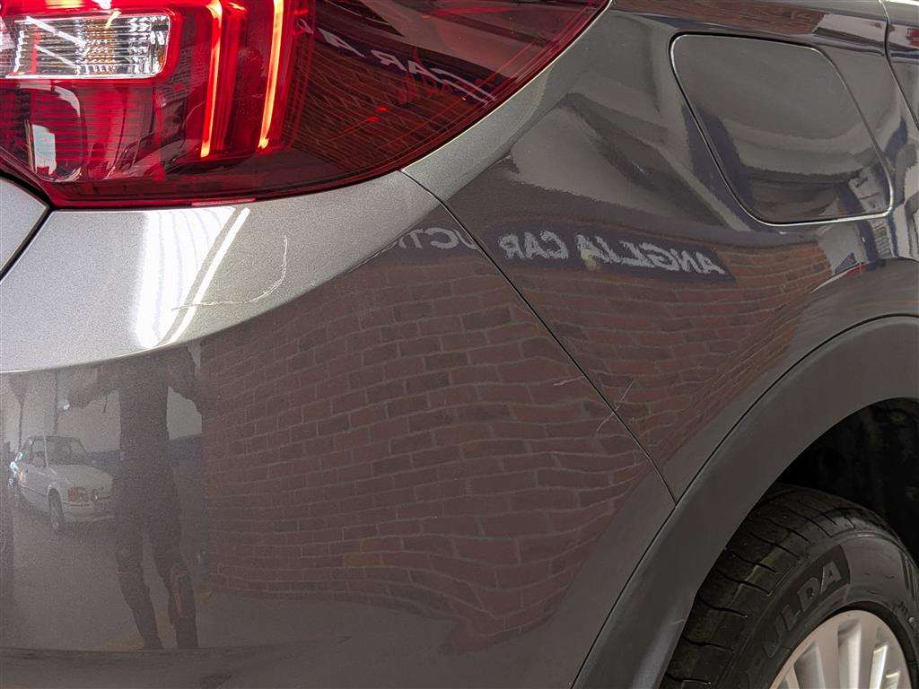 <p>2019 VAUXHALL GRANDLAND X TECH LINE NAV</p>
