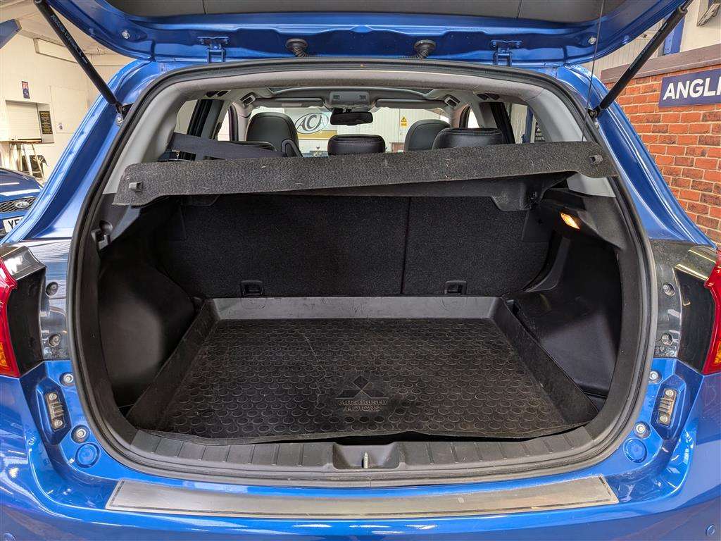<p>2016 MITSUBISHI ASX 4 DI-D 4X4 AUTO</p>