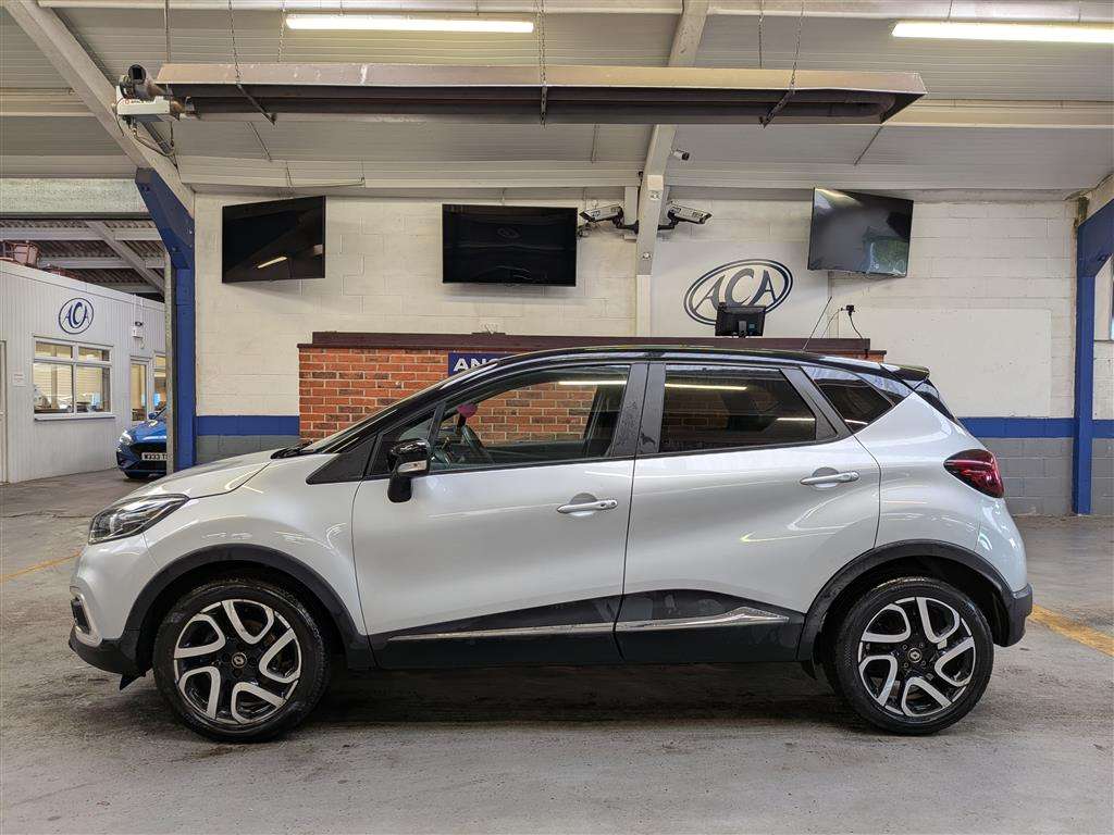 <p>2019 RENAULT CAPTUR ICONIC DCI AUTO</p>