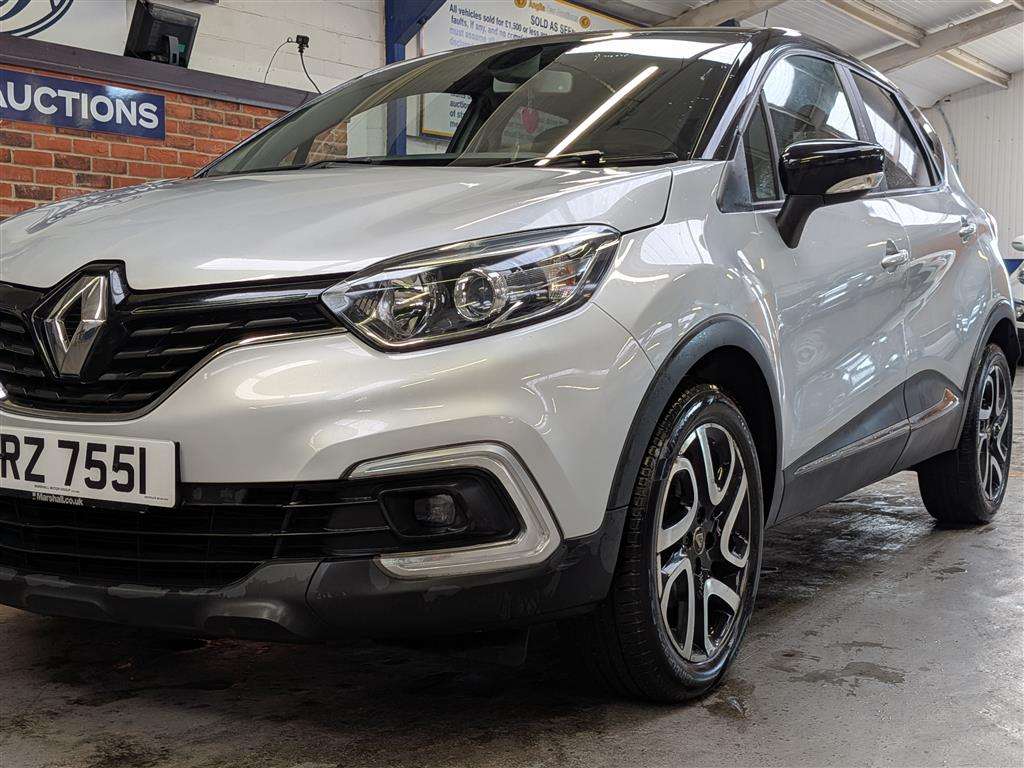 <p>2019 RENAULT CAPTUR ICONIC DCI AUTO</p>