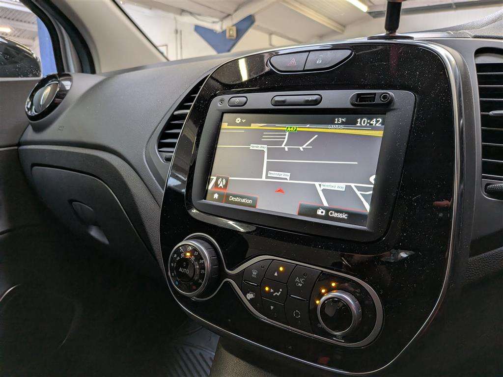 <p>2019 RENAULT CAPTUR ICONIC DCI AUTO</p>
