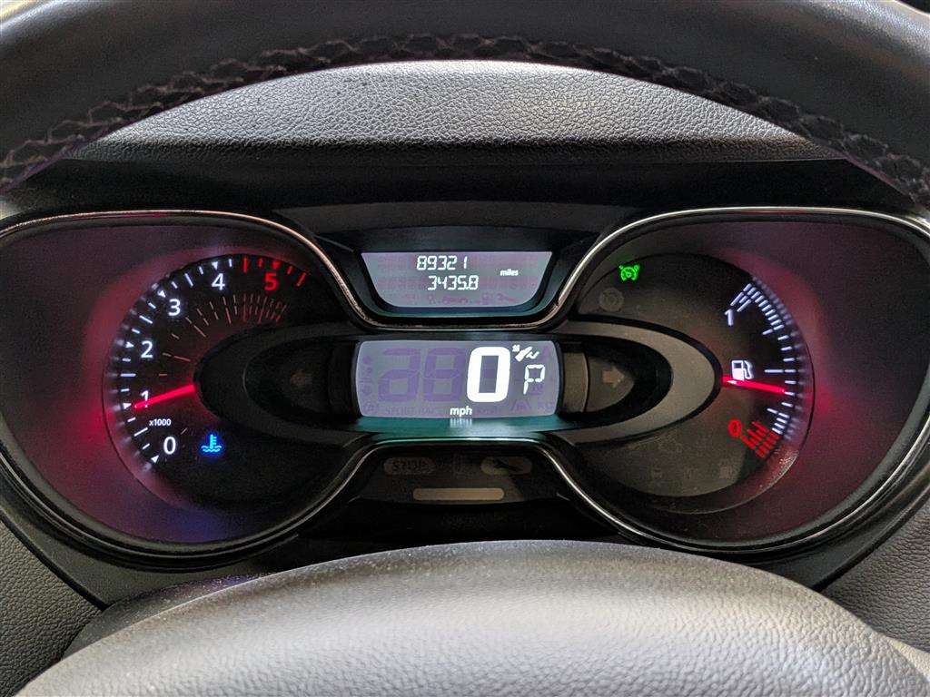 <p>2019 RENAULT CAPTUR ICONIC DCI AUTO</p>