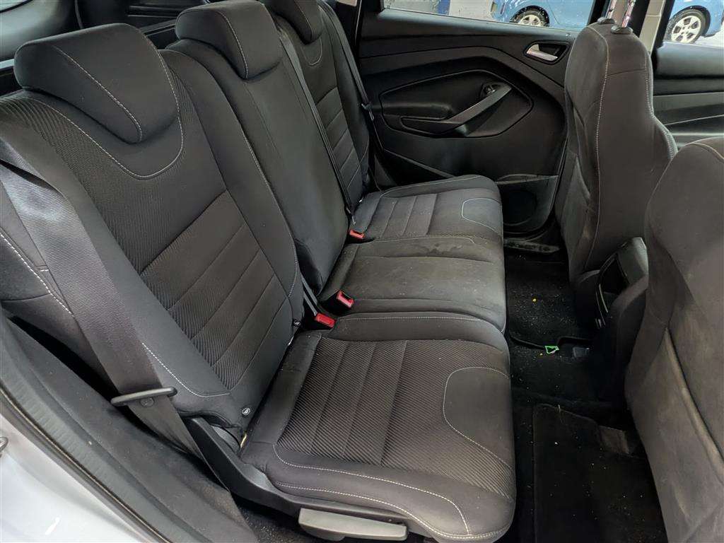 <p>2014 FORD KUGA ZETEC 4X2 TDCI</p>