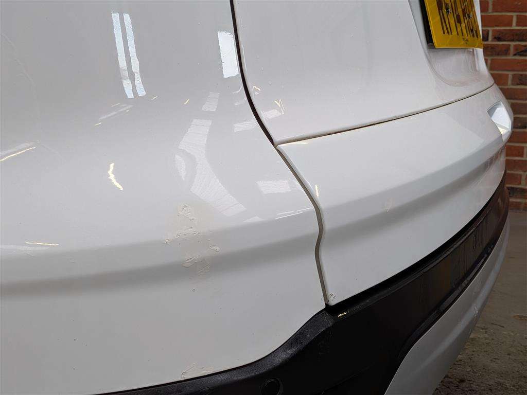 <p>2014 FORD KUGA ZETEC 4X2 TDCI</p>