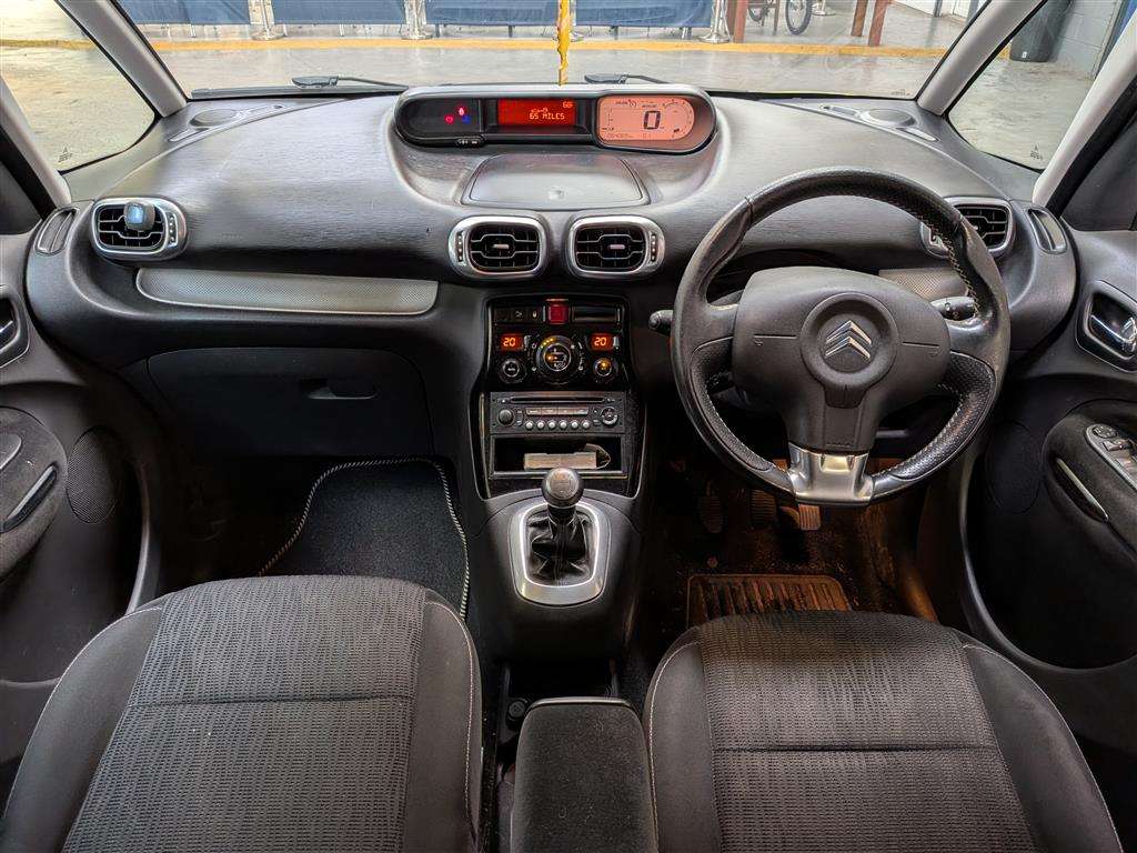 <p>2010 CITROEN C3 PICASSO EXCLUSIVE HDI</p>