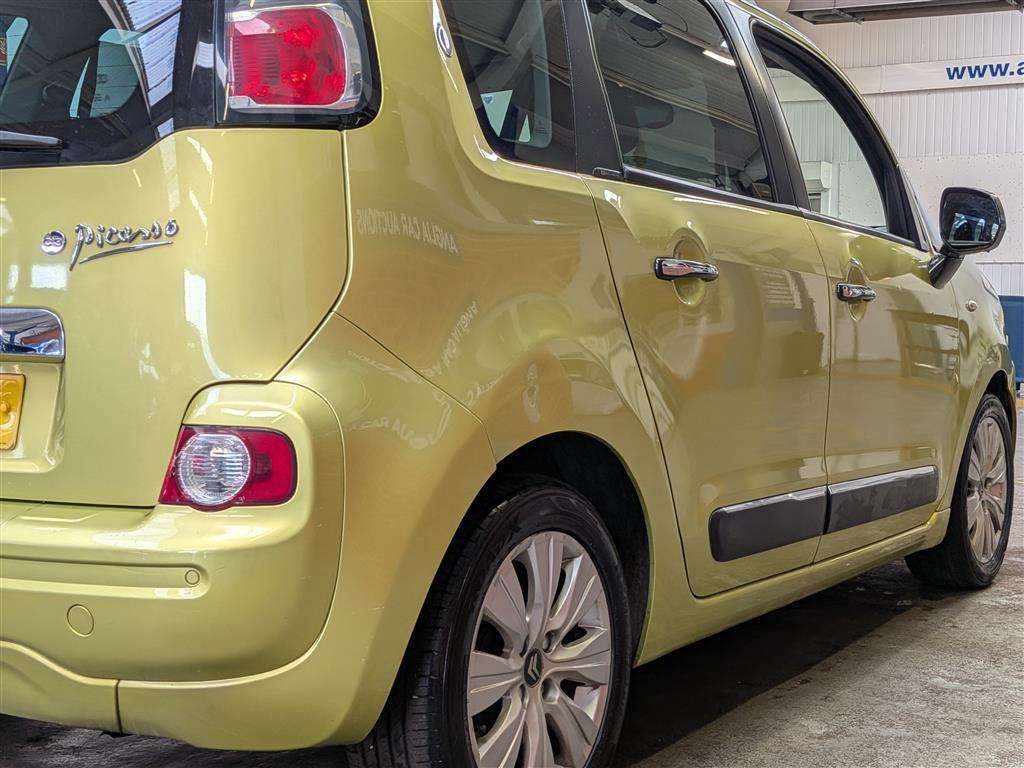 <p>2010 CITROEN C3 PICASSO EXCLUSIVE HDI</p>