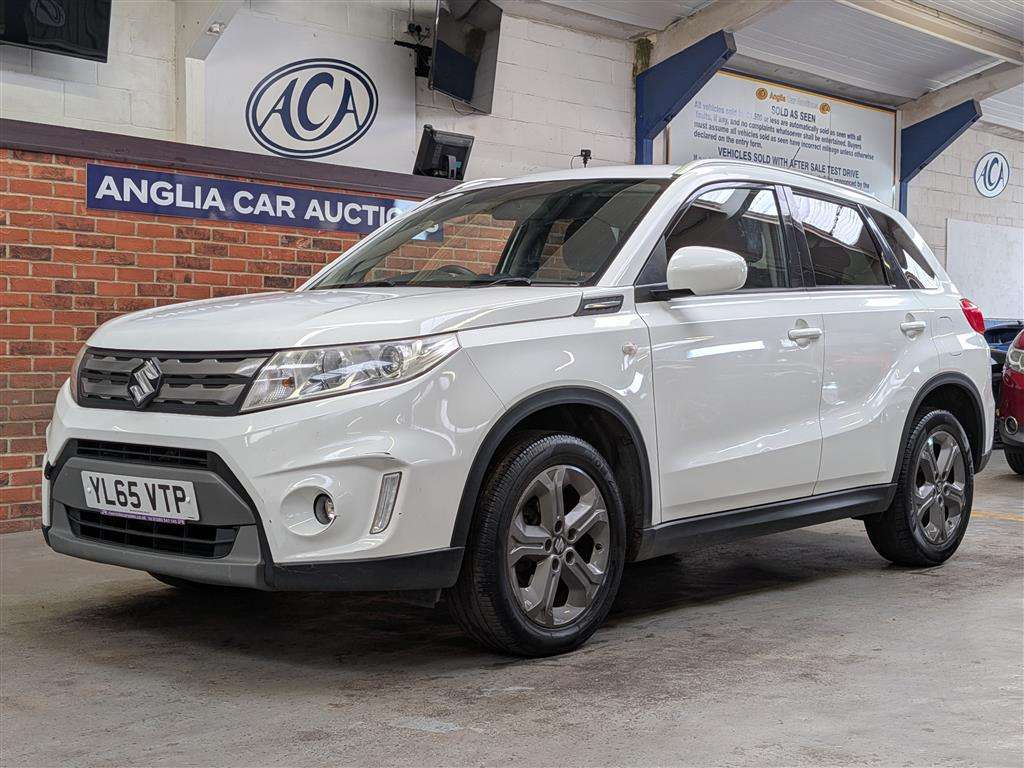 <p>2016 SUZUKI VITARA SZ-T</p>