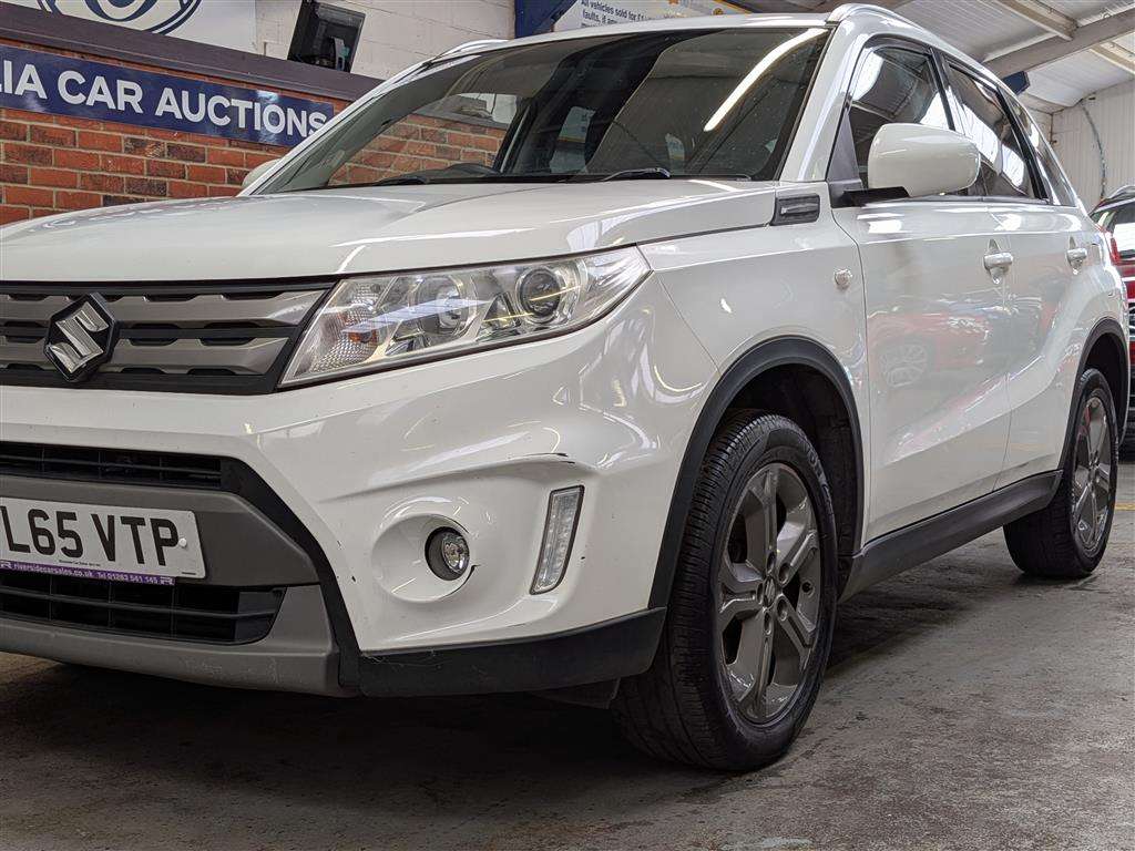 <p>2016 SUZUKI VITARA SZ-T</p>