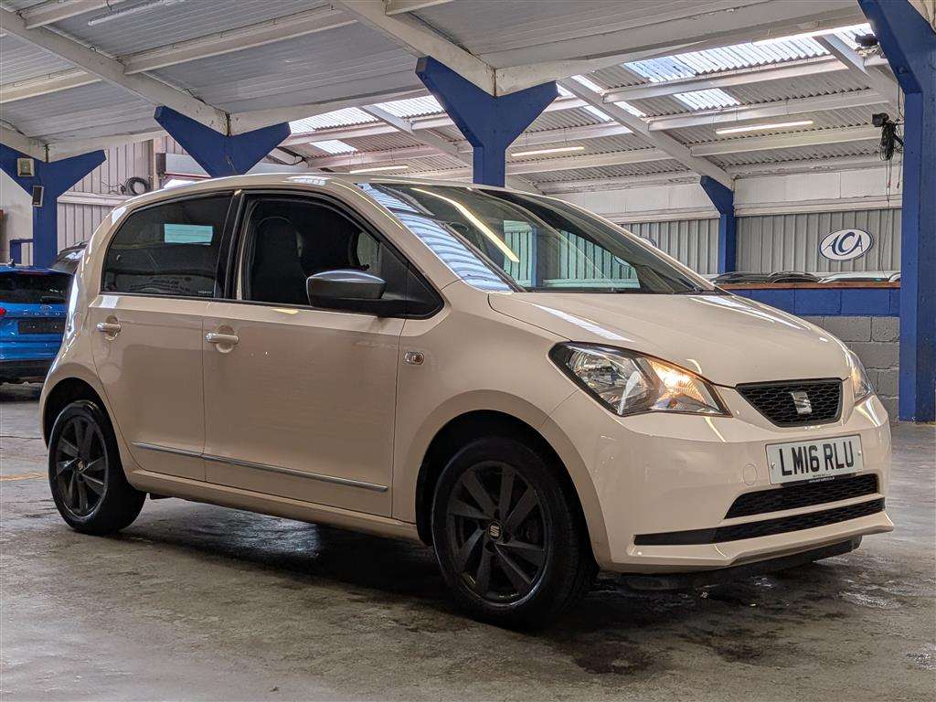 <p>2016 SEAT MII BY MANGO</p>