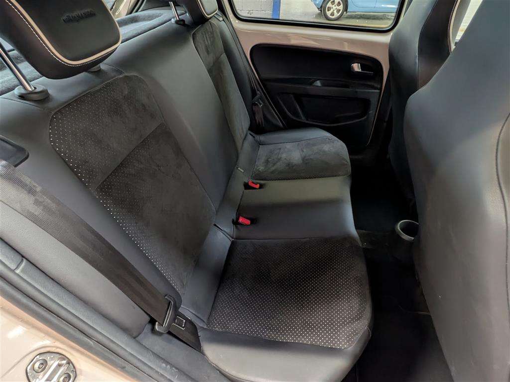 <p>2016 SEAT MII BY MANGO</p>