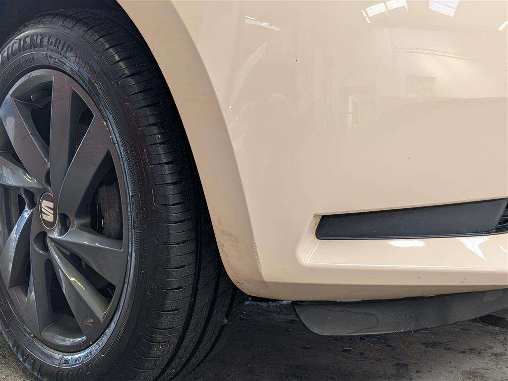 <p>2016 SEAT MII BY MANGO</p>