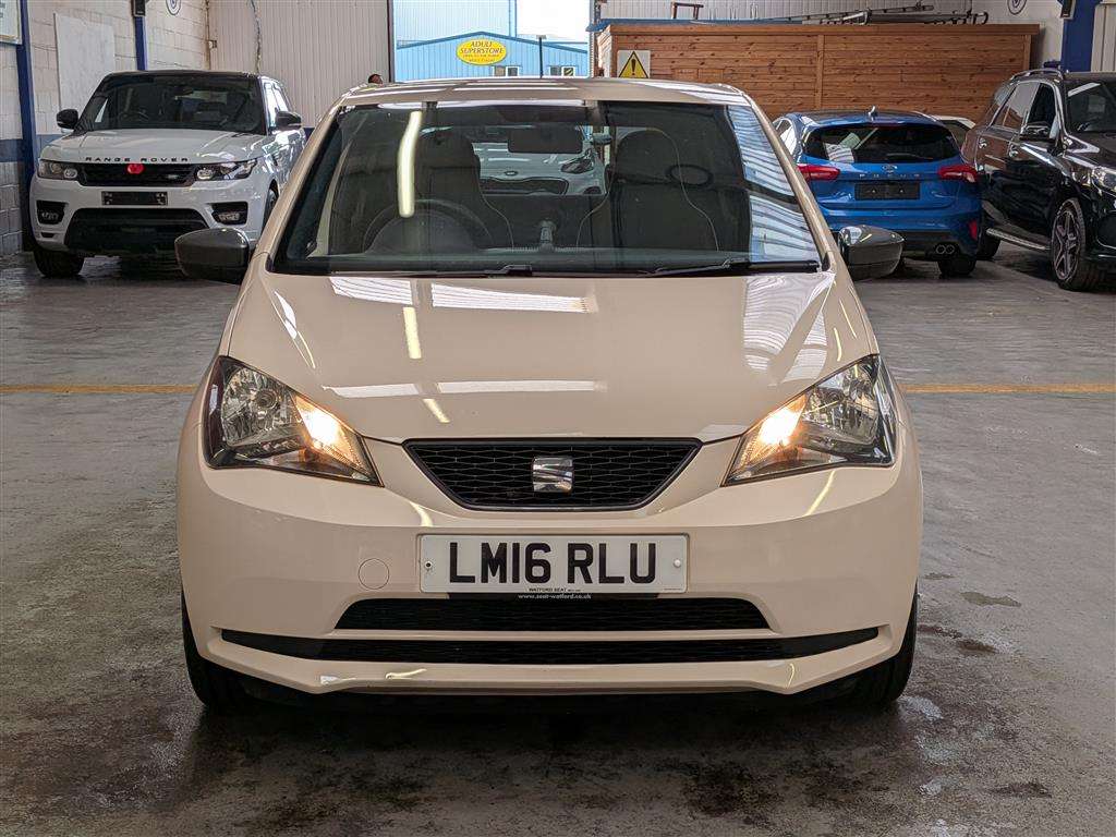 <p>2016 SEAT MII BY MANGO</p>