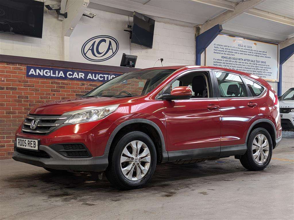 <p>2014 HONDA CR-V S I-VTEC 4X2</p>