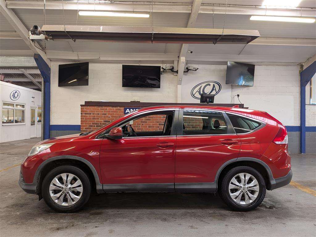 <p>2014 HONDA CR-V S I-VTEC 4X2</p>
