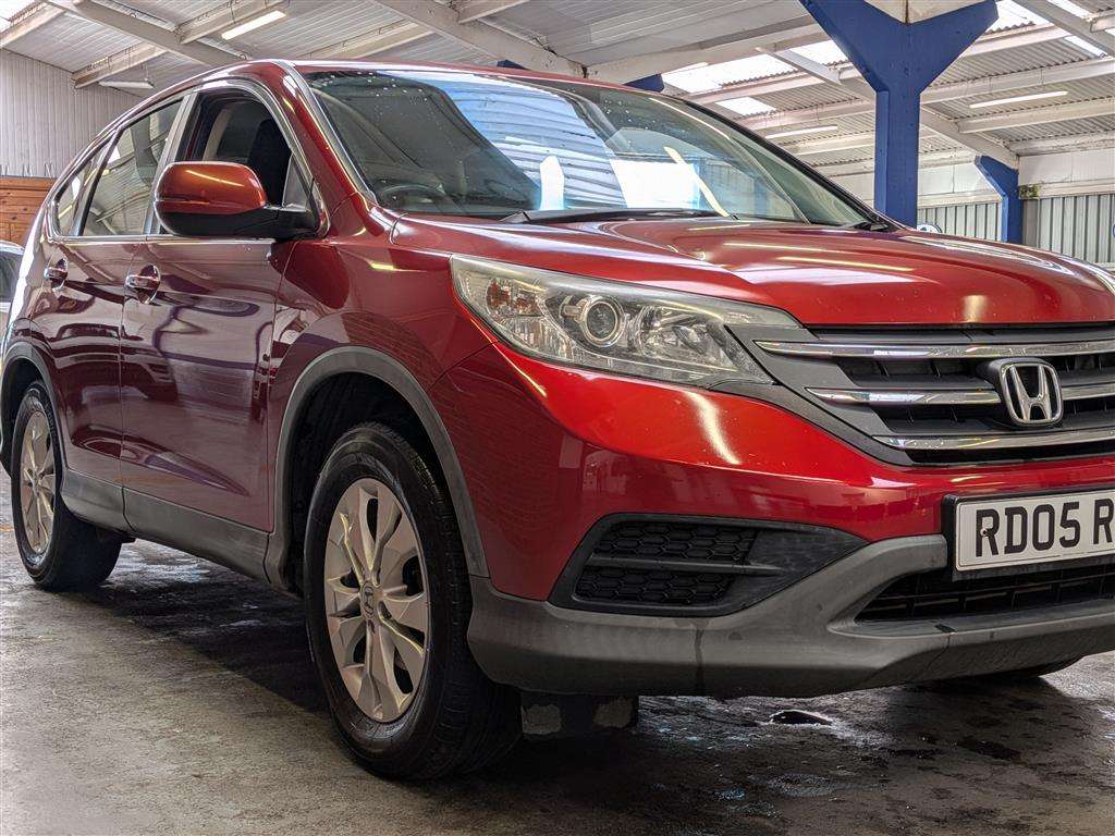 <p>2014 HONDA CR-V S I-VTEC 4X2</p>