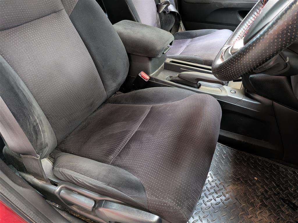 <p>2014 HONDA CR-V S I-VTEC 4X2</p>