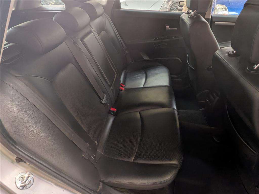 <p>2012 KIA CEED 4 CRDI</p>