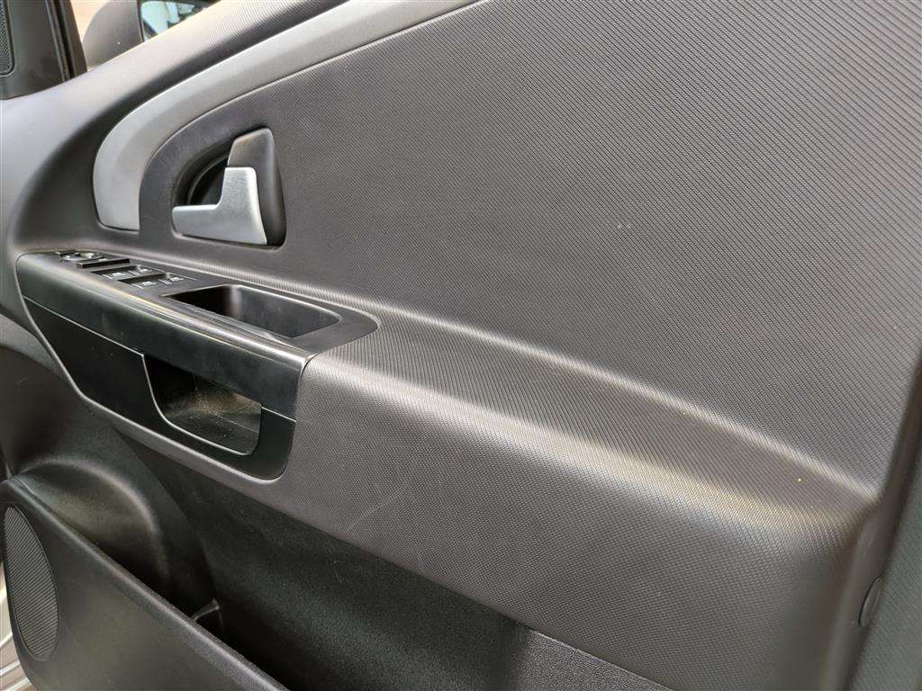 <p>2012 KIA CEED 4 CRDI</p>