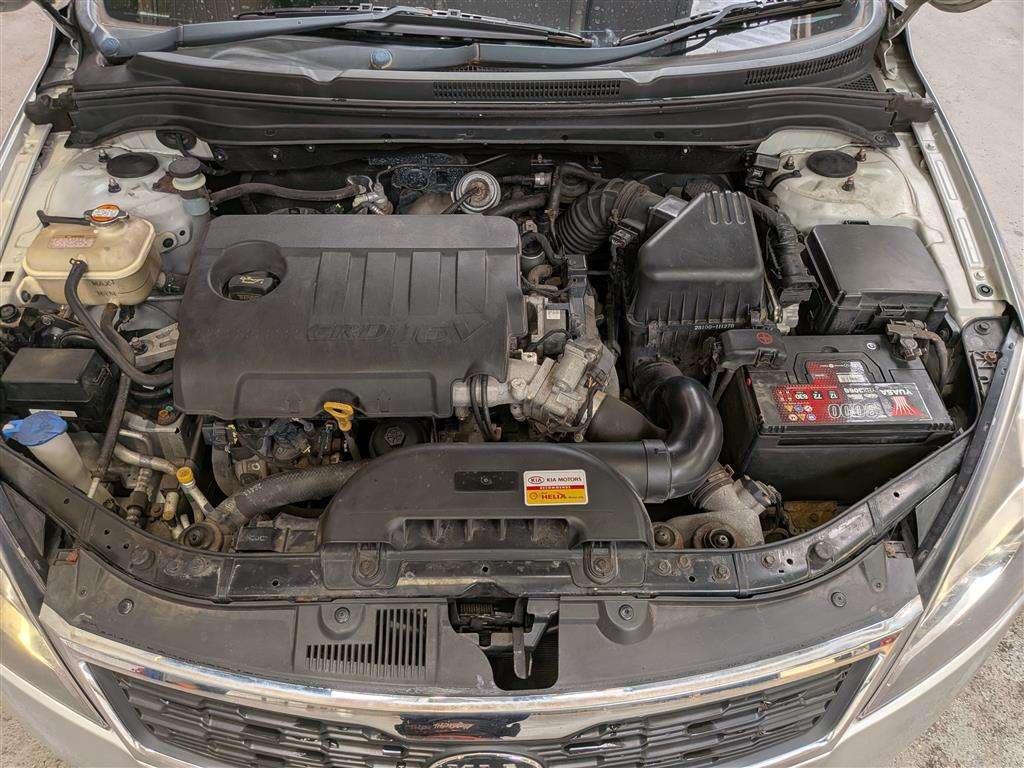 <p>2012 KIA CEED 4 CRDI</p>
