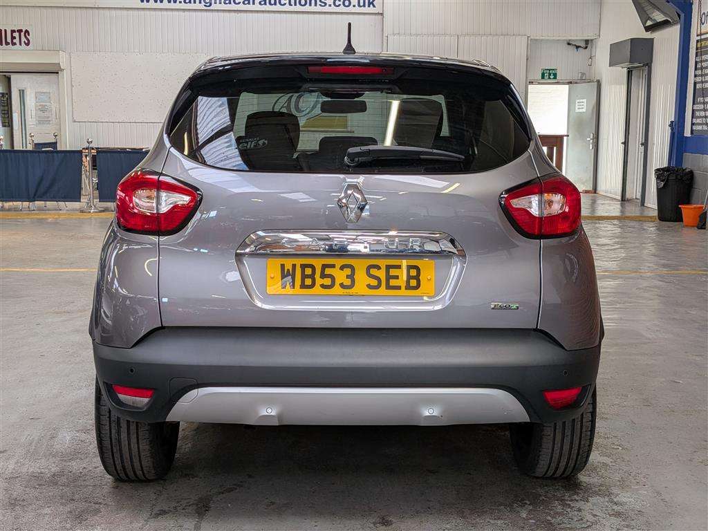 <p>2017 RENAULT CAPTUR SIGNATURE NAV DCI</p>